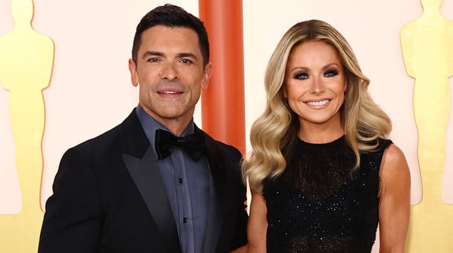 Kelly Ripa and Mark Consuelos talk 'getting attention on the street' and her best-selling book
