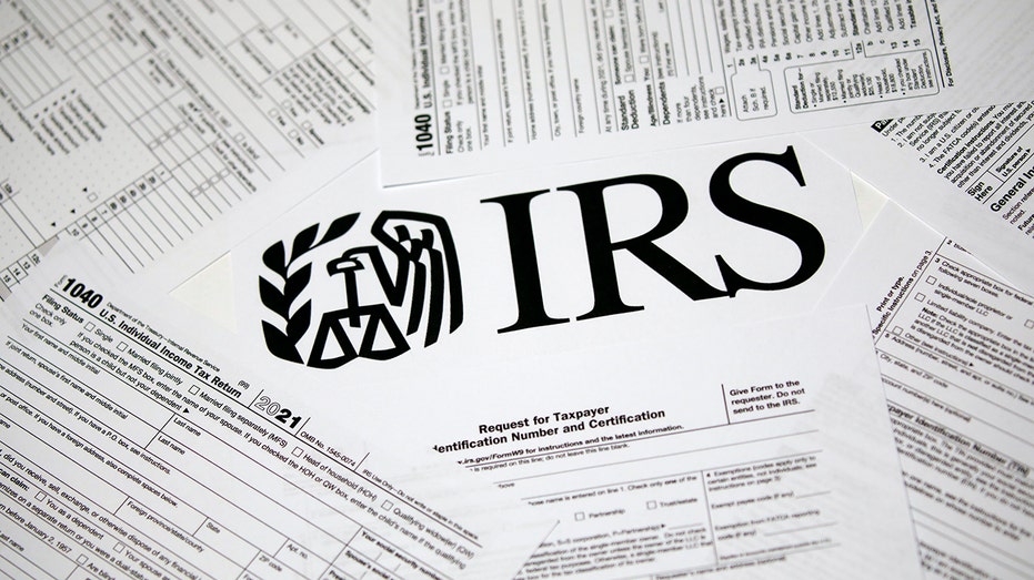 IRS agent accused of filing false tax returns for three years: DOJ