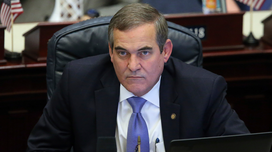 Florida on way to banning elementary school discussions on STDs, menstrual cycles