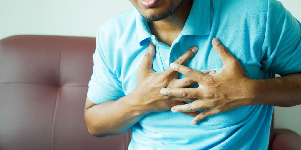Apple's crucial new iPhone warning about potential health risk - Vimarsana News