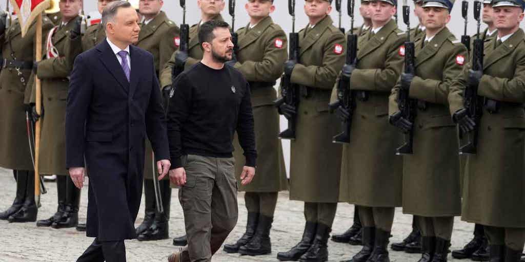 Ukrainian President Volodymyr Zelenskyy, wife arrive in Poland to thank the country for its crucial support - Vimarsana News