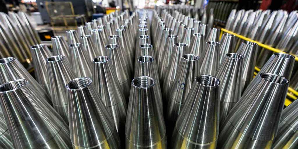 US has shipped over 1.5 million rounds of 155 mm munition to Ukraine. Here's why the ammo is so crucial. - Vimarsana News