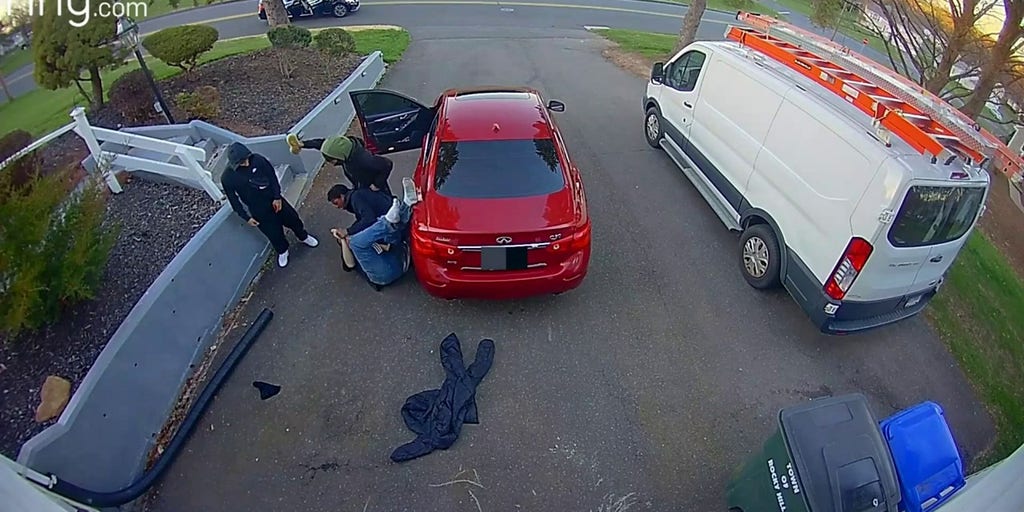 Connecticut-man-fights-off-4-men-in-atte