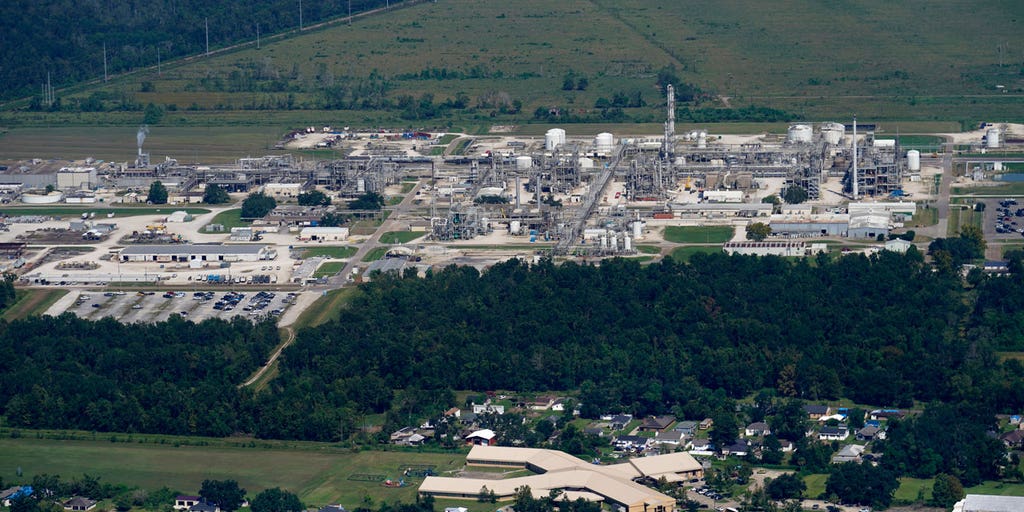EPA proposes rules limiting chemical plant pollution - Vimarsana News