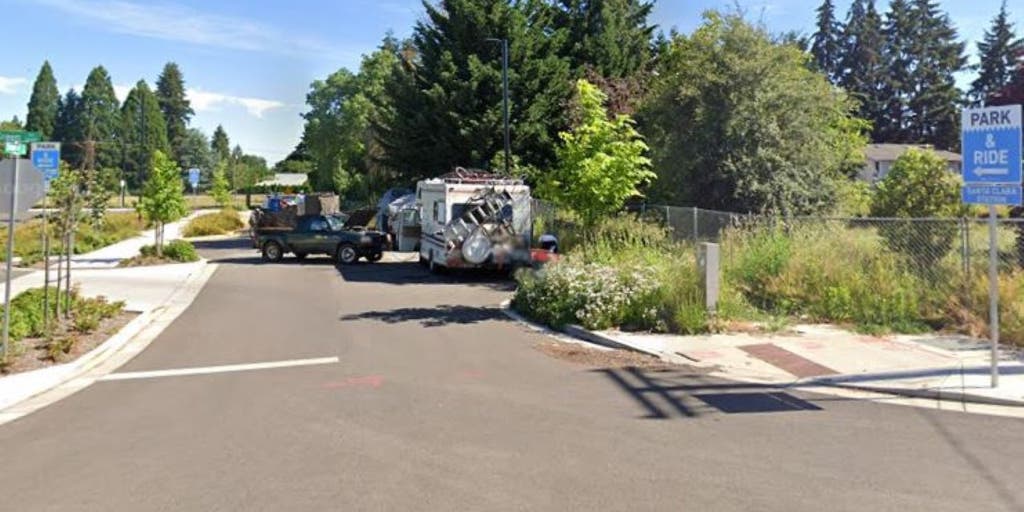 Oregon 'RV squatters' torment residents for 2 years with drug use, public sexual acts: 'Spit blood on me' - Vimarsana News