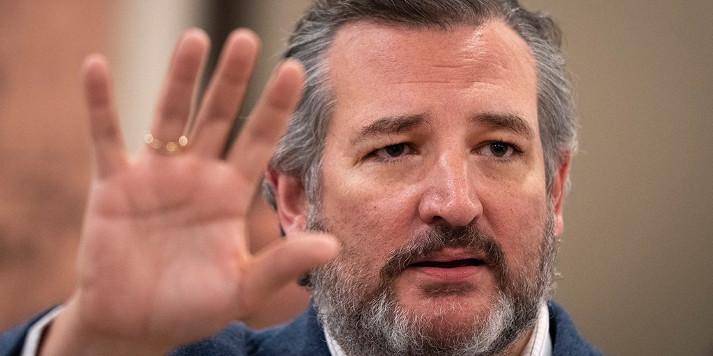 Ted Cruz probes left-wing group over effort training federal judges for climate cases - Vimarsana News