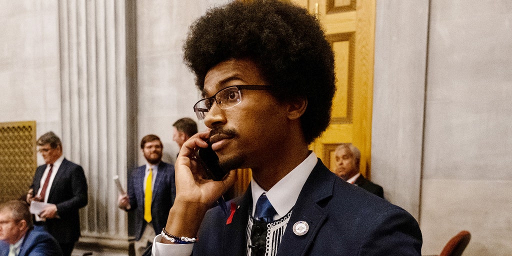 Tennessee Democrat's transformation from college to now goes viral on social media: 'This is like an SNL skit' - Vimarsana News