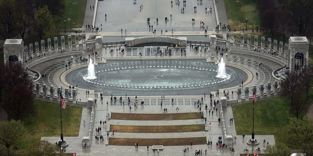 On this day in history, April 29, 2004, World War II Memorial opens in Washington, D.C.: 'Stirs memories' - Vimarsana News