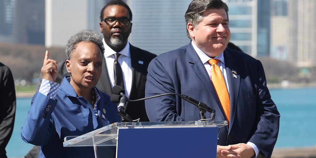 Illinois Gov. J.B. Pritzker draws White House speculation as Chicago preps for 2024 Democratic convention - Vimarsana News