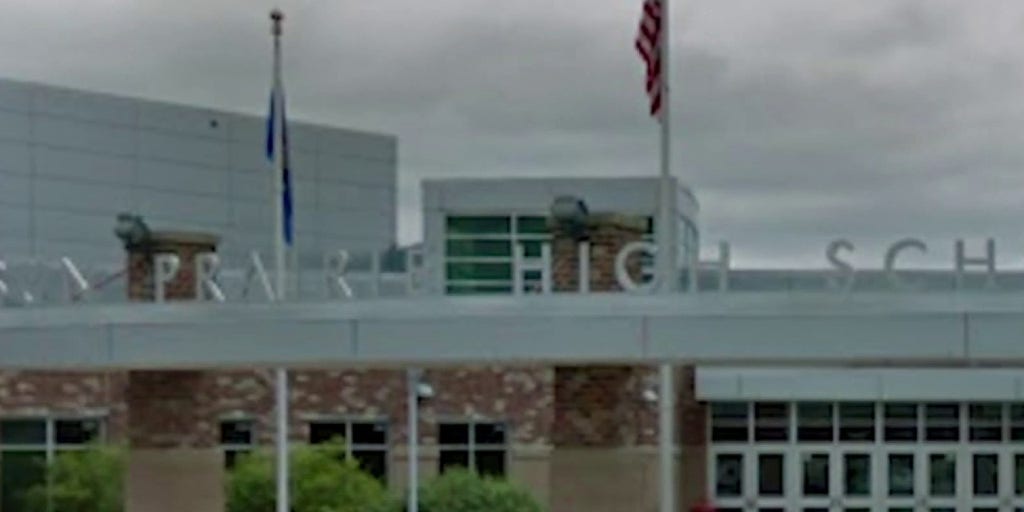 WI attorney reacts to trans woman flashing male genitalia at girls in locker room shower: 'Keep our kids safe' - Vimarsana News