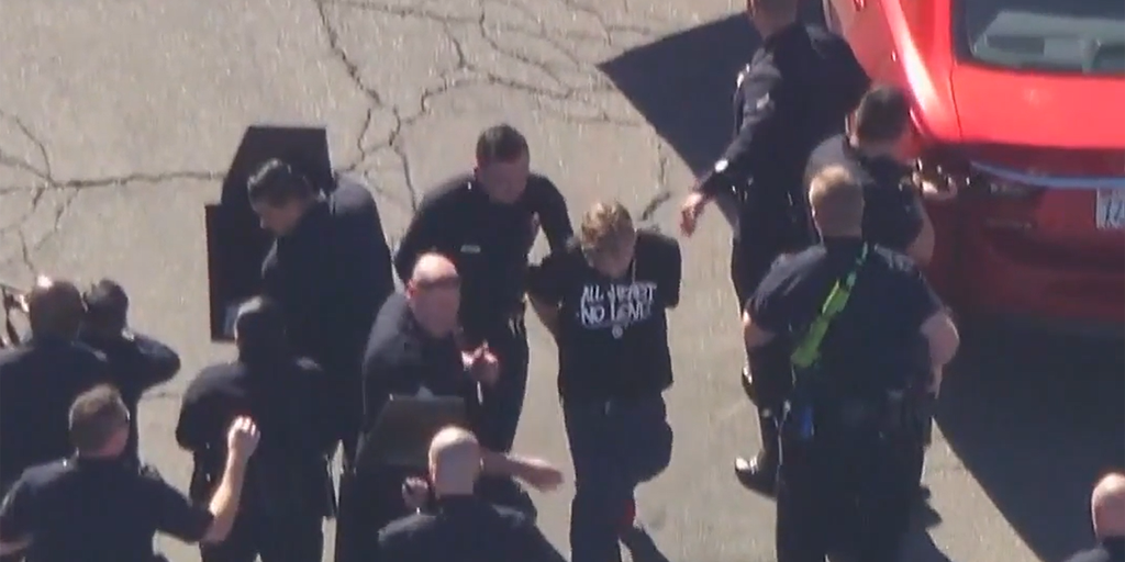 Los Angeles police ID suspect in Trader Joe's parking lot shootout - Vimarsana News