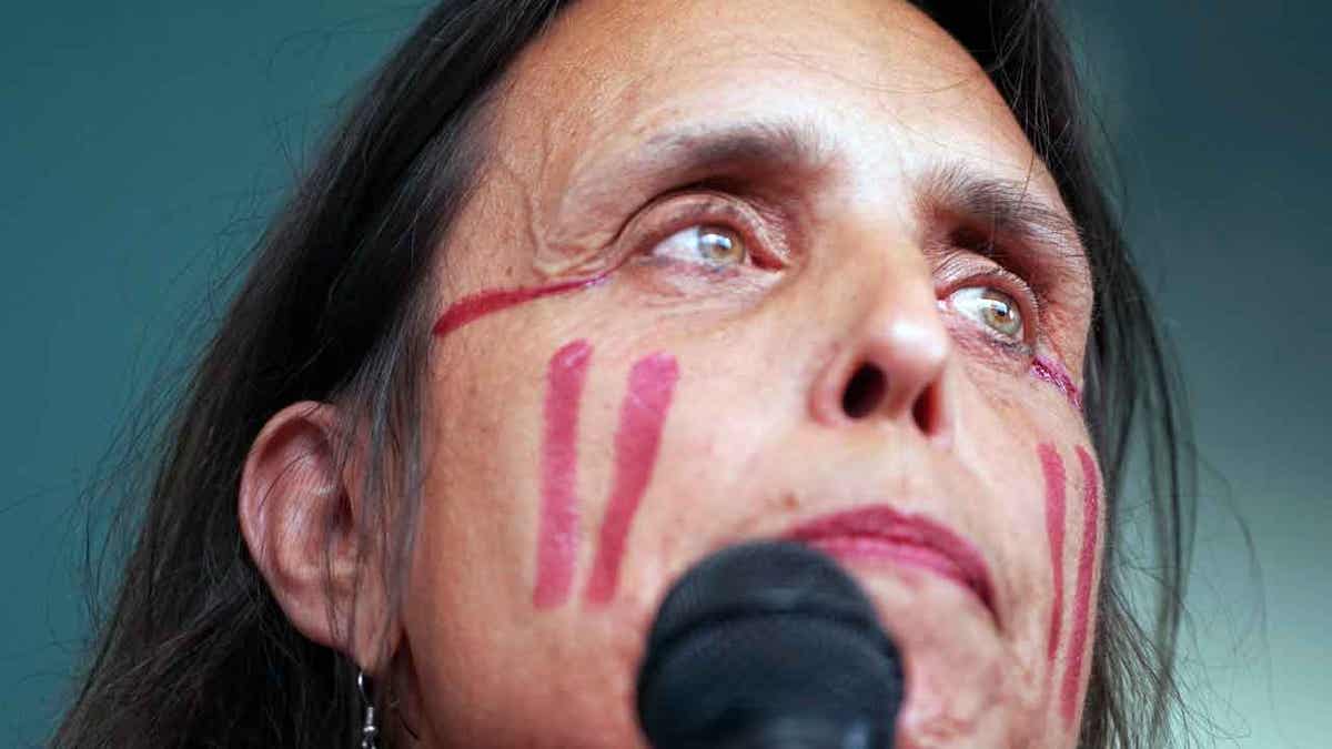 Winona LaDuke 