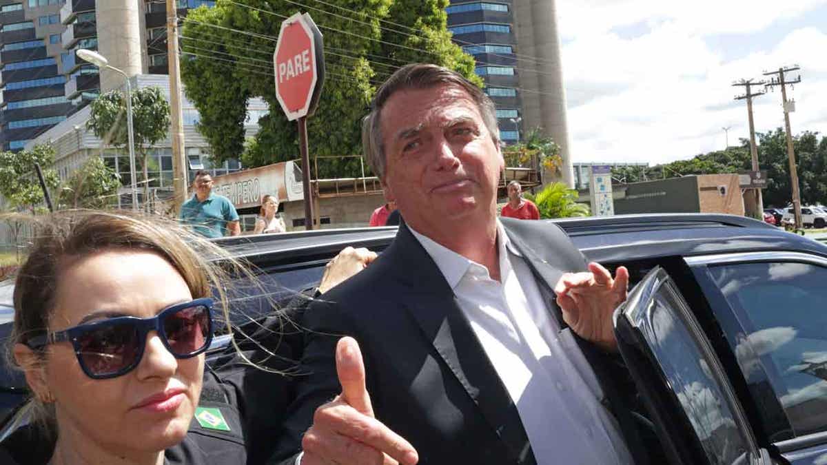 Brazil's Federal Police Search Home Of Former President Bolsonaro Over ...