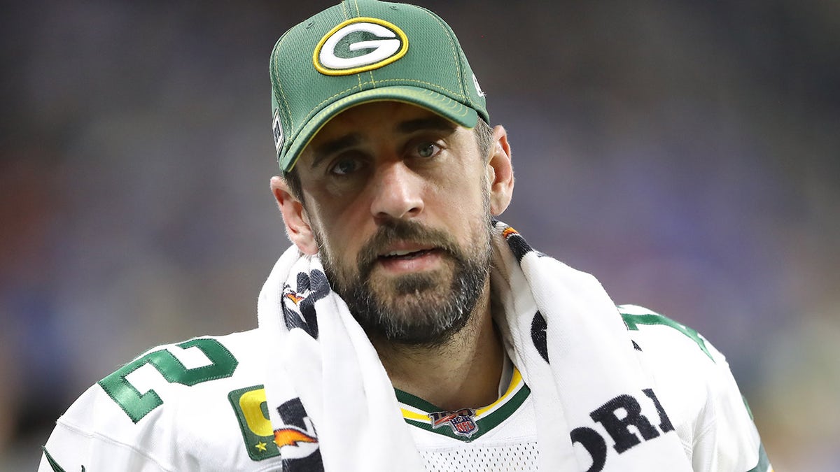 Aaron Rodgers has been traded to the Jets : r/detroitlions