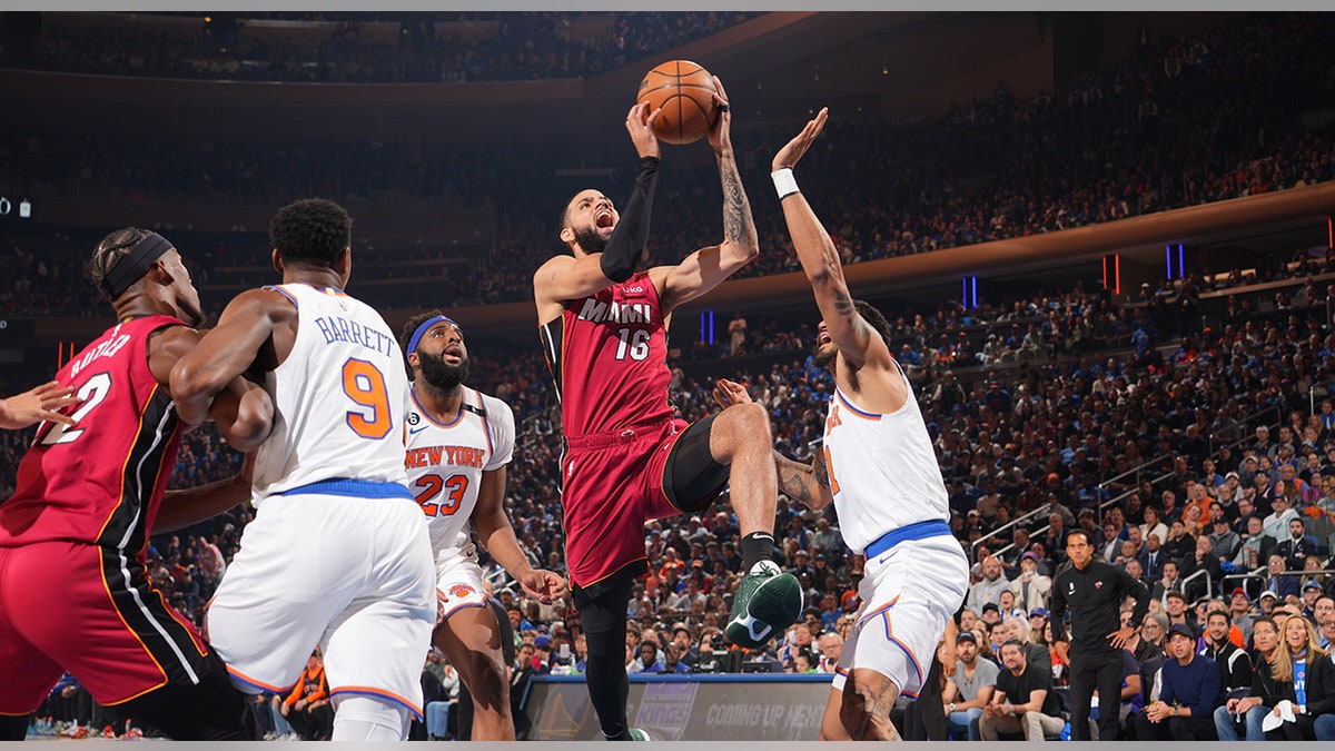 Caleb Martin layup