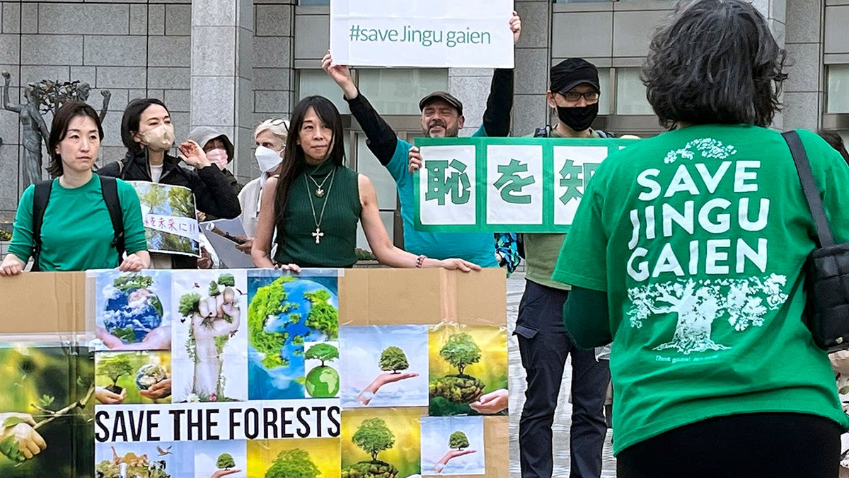 Protesters in Tokyo