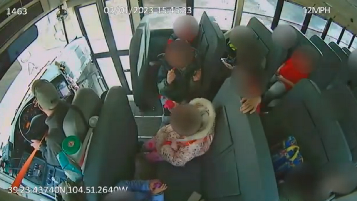 Colorado bus driver slams on brakes