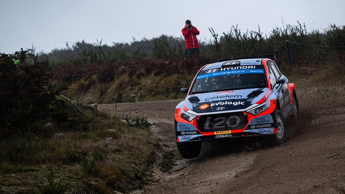 Breen races in Portugal