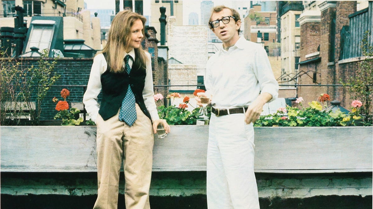 Scene from movie "Annie Hall"