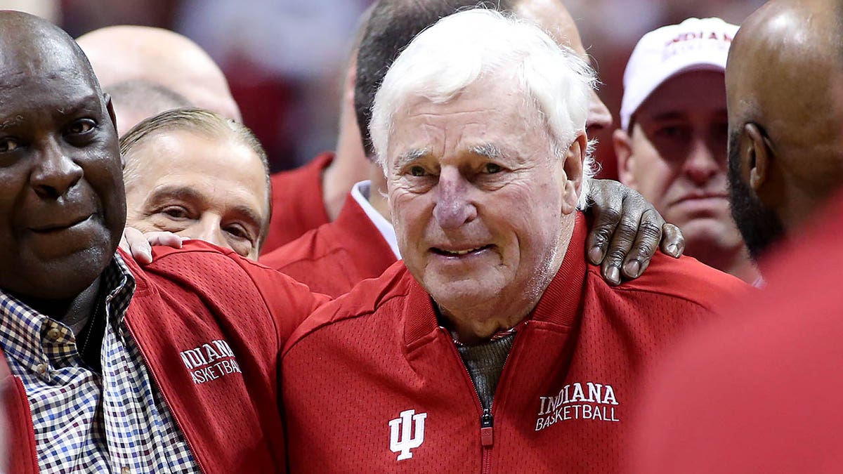 Bob Knight returns to Indiana in 2020