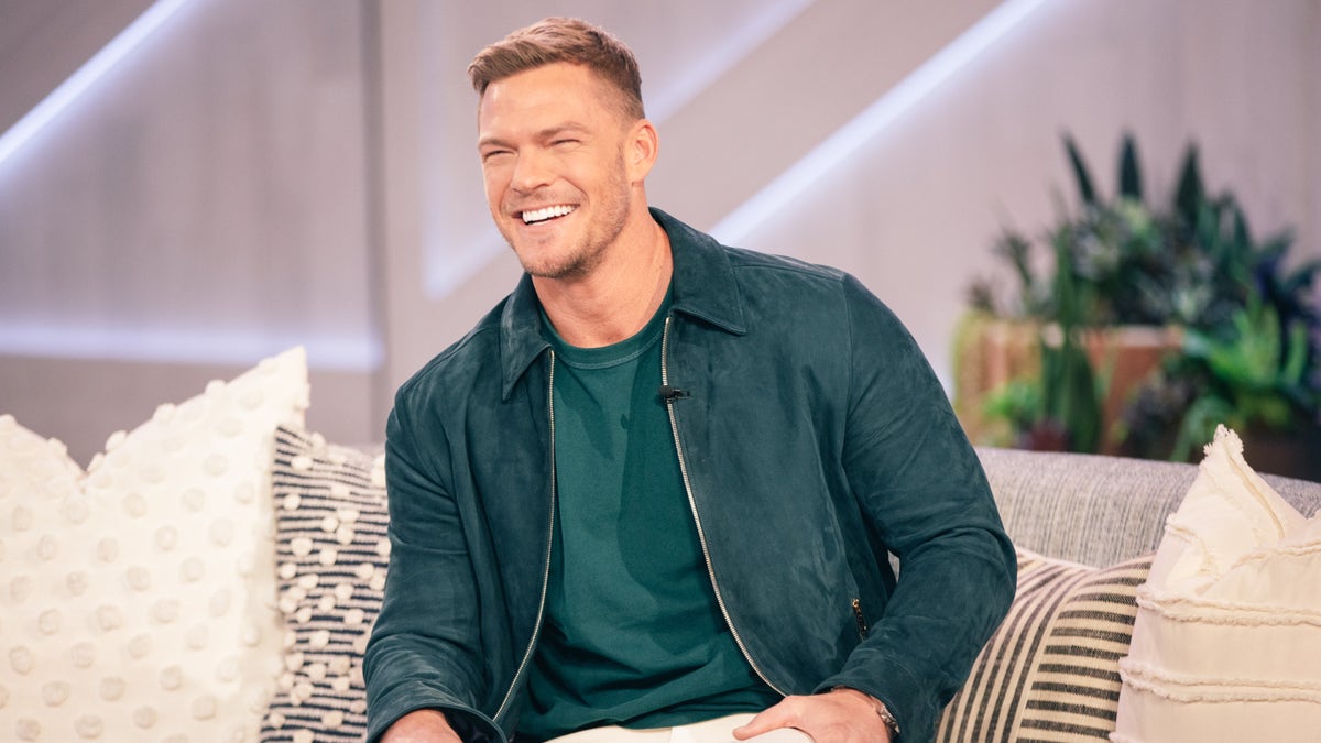 Alan Ritchson