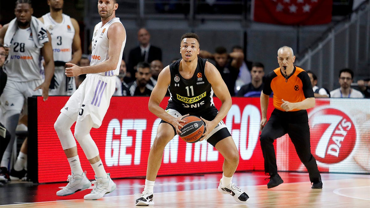 Dante Exum plays against Real Madrid
