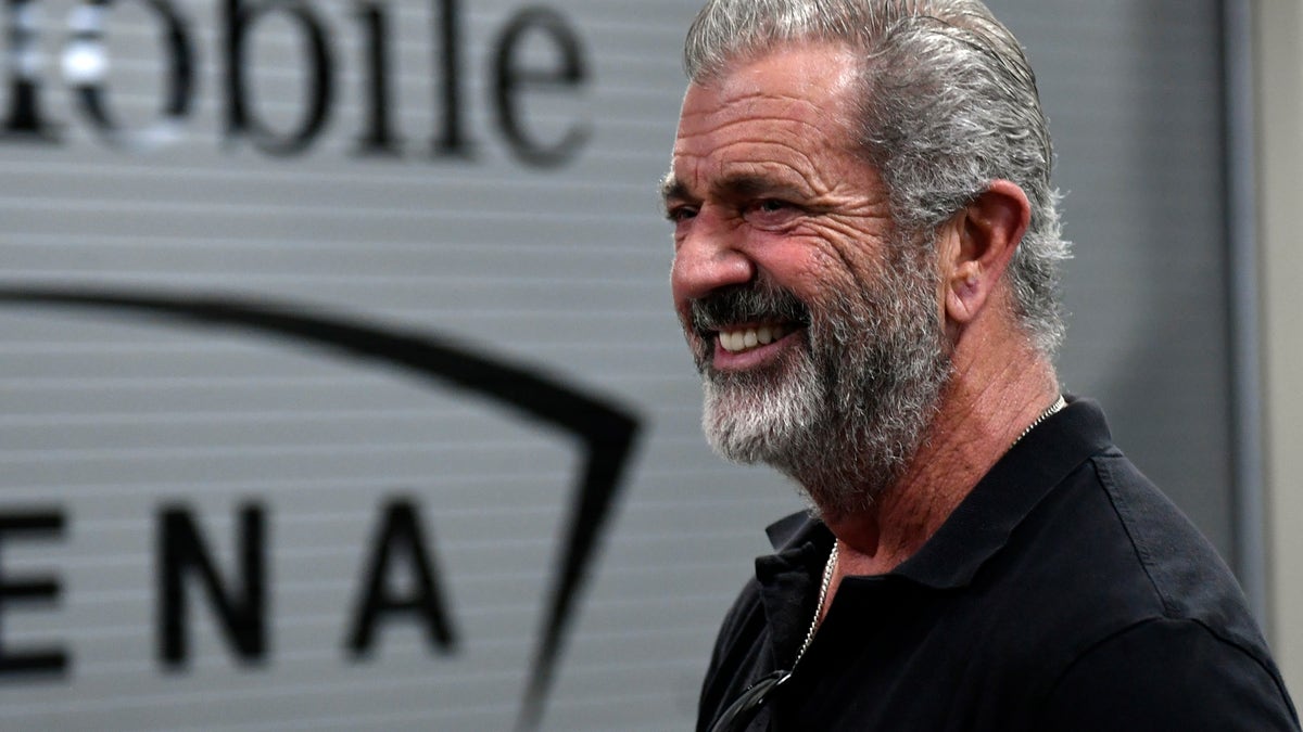 Side profile of Mel Gibson