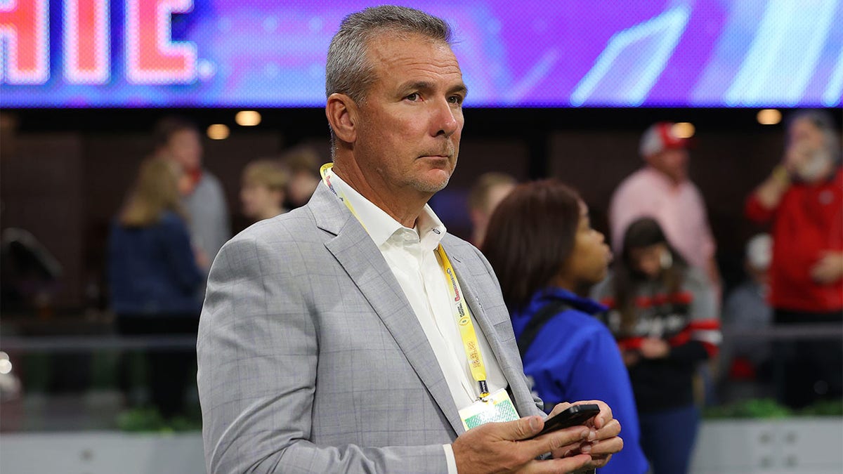 Urban Meyer at the NCAA Tournament