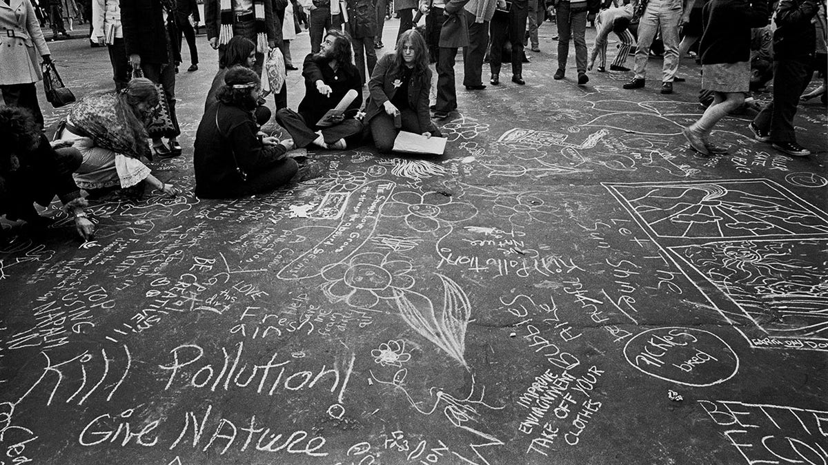 sidewalk chalk drawings earth day
