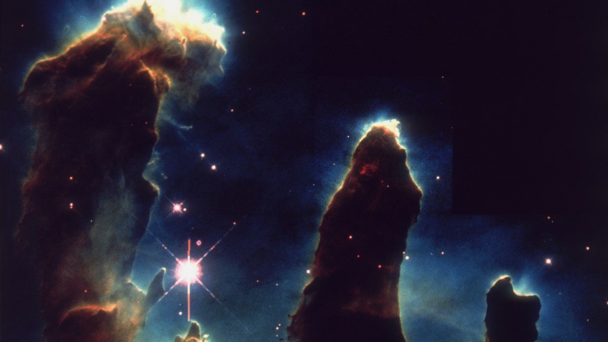Nebula Elang