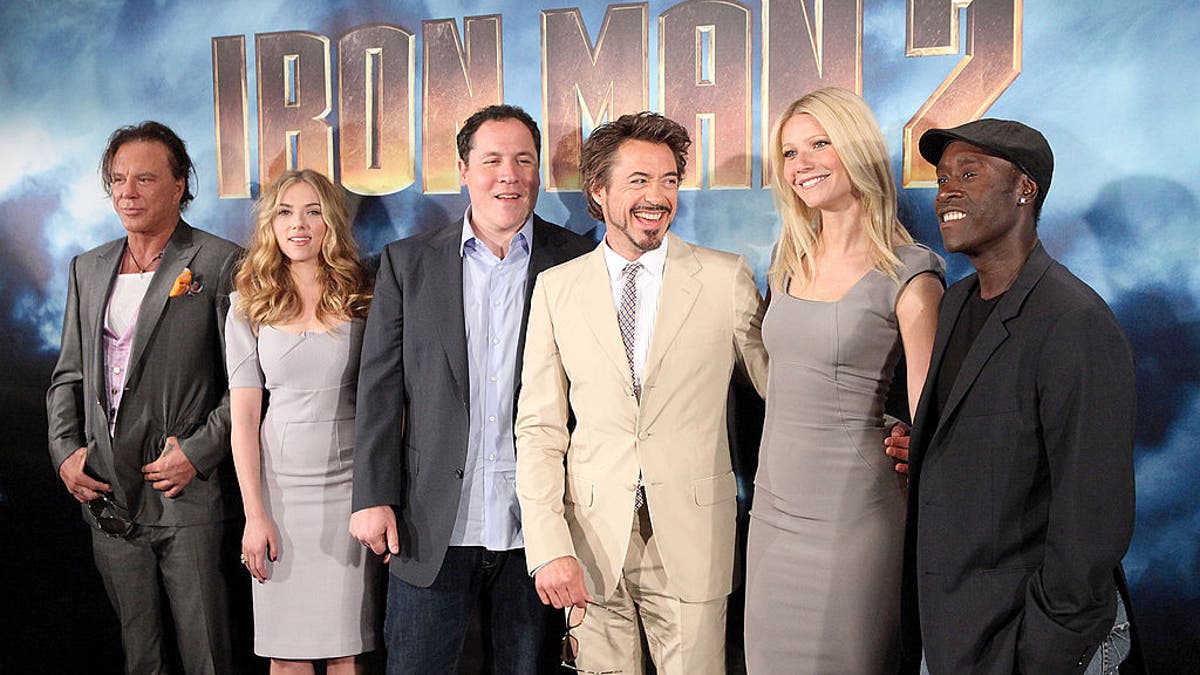 iron man 2 cast on red carpet