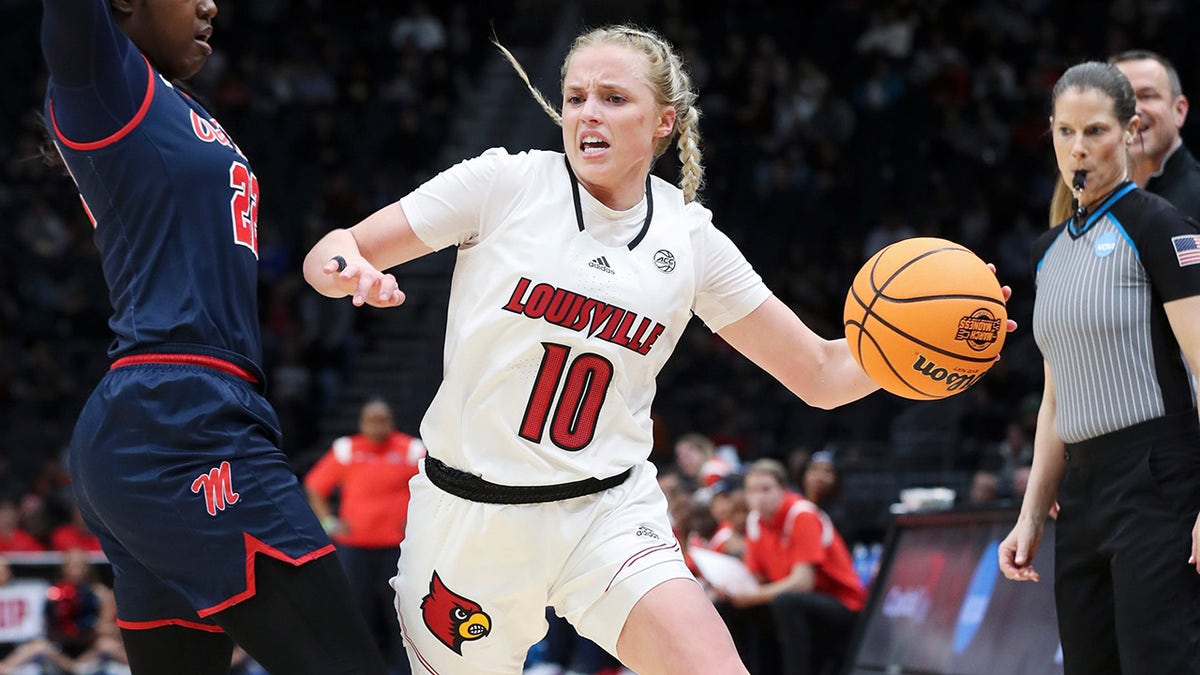 University of Louisville Cardinals Women's Basketball Van Lith