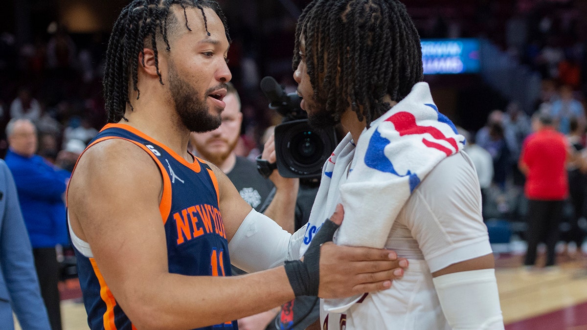 The Knicks Celebrate Their 70th Season in Style