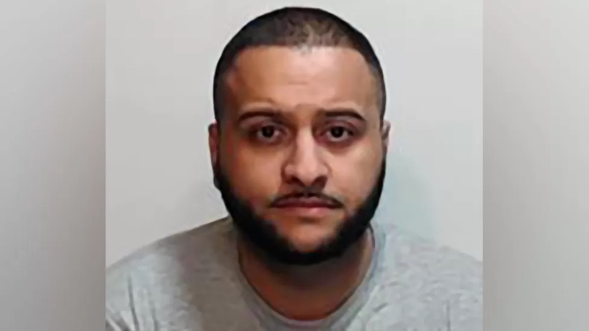 Mugshot of Kashif Anwar