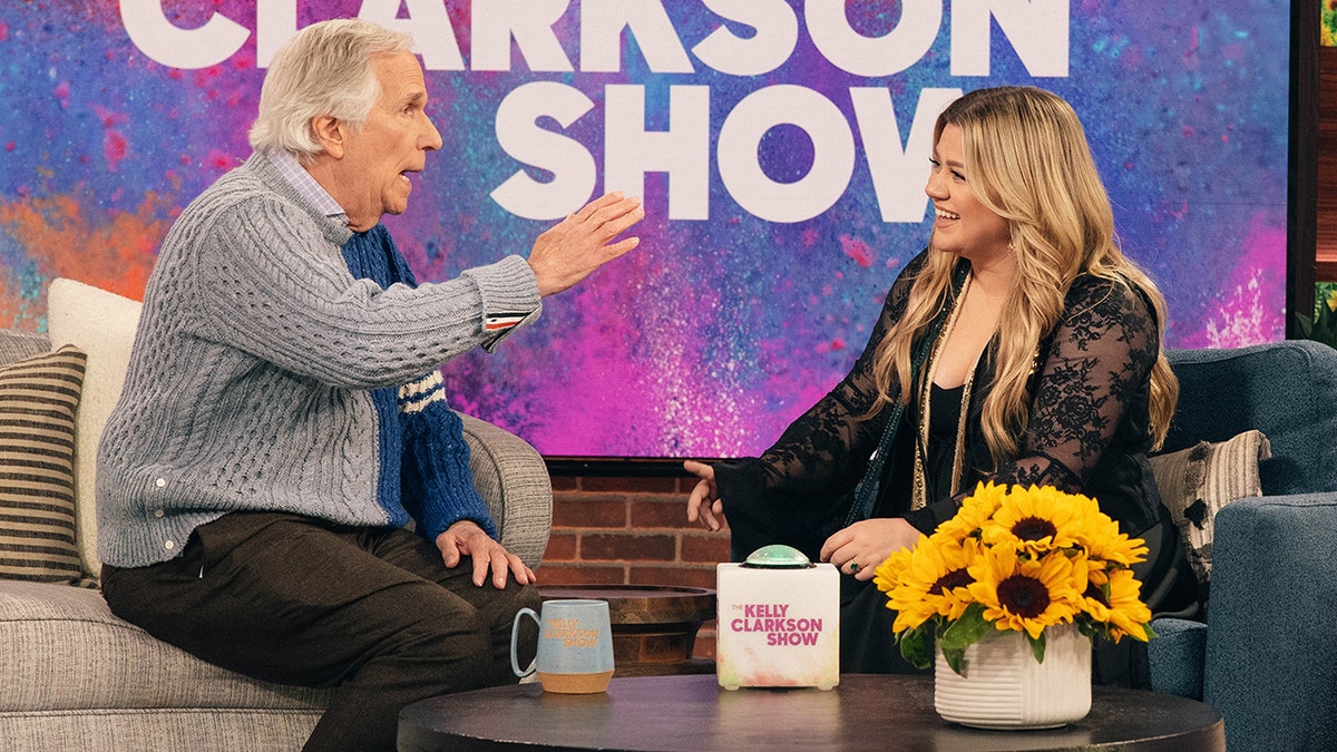 Henry Winkler and Kelly Clarkson on "The Kelly Clarkson Show"