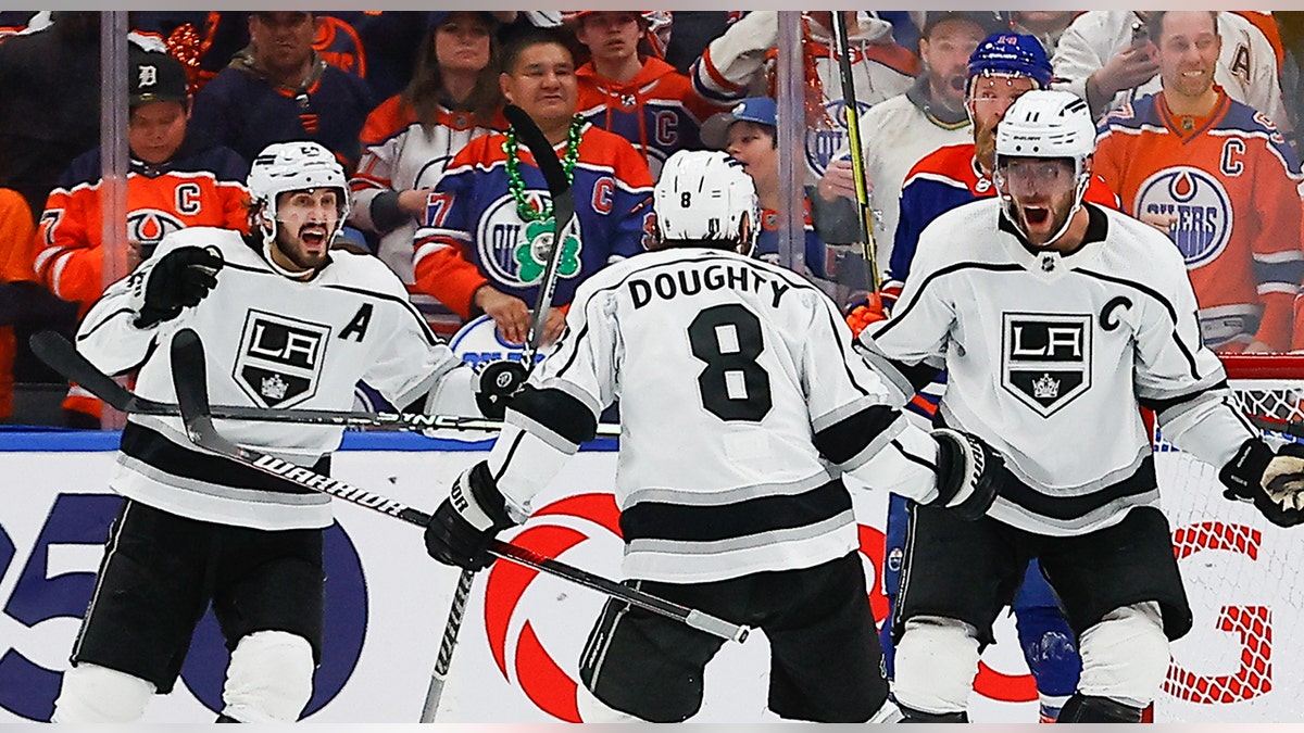 Oilers tie series with Kings thanks to OT victory