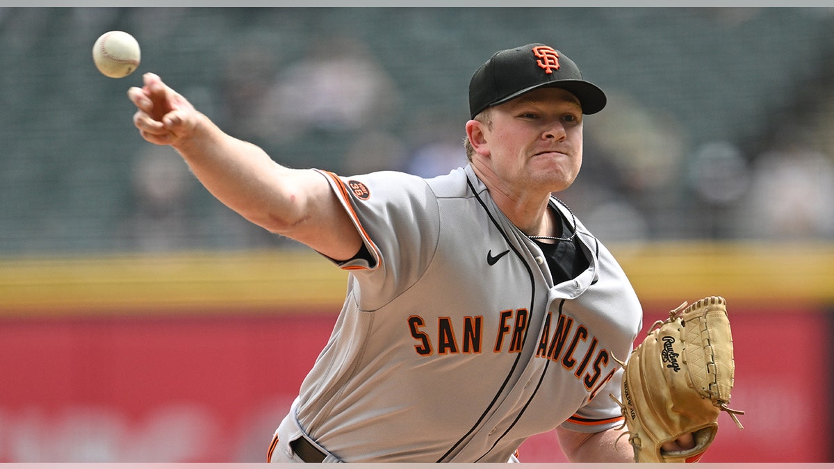 Logan Webb throws pitch