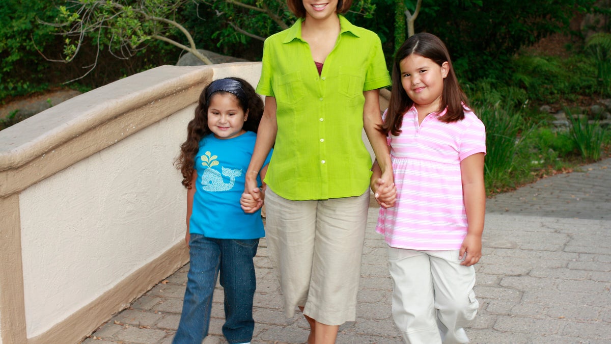 Eva Longoria and her kids on Desperate Housewives