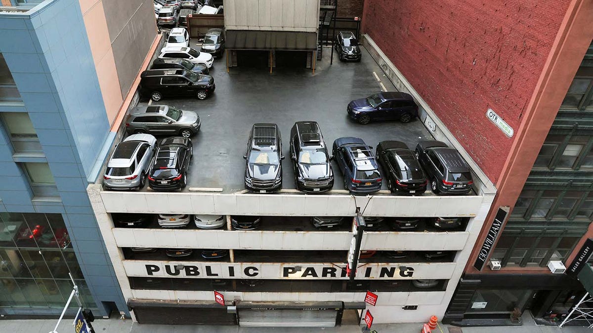 parking garage nyc collapse