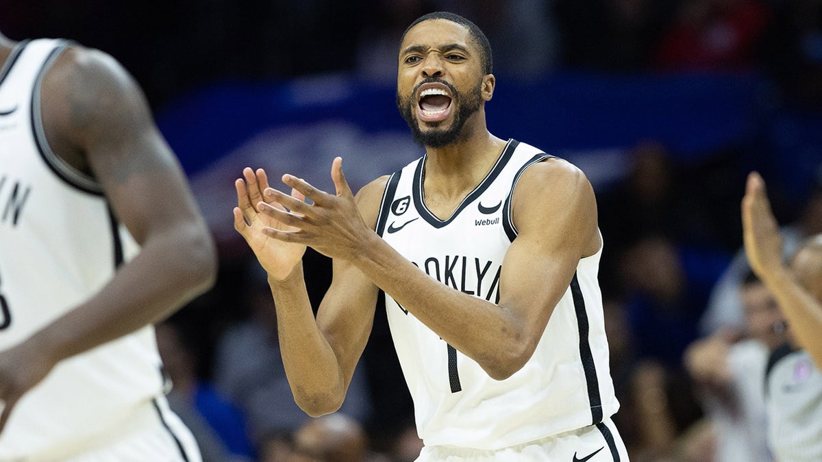 Mikal Bridges vs 76ers