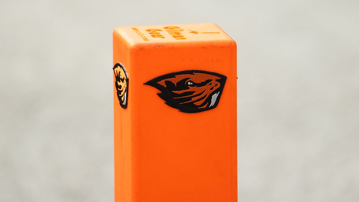 Oregon State logo on pylon