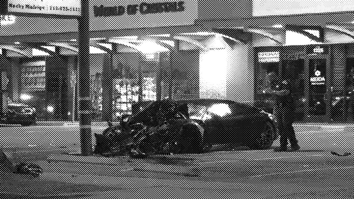 Chambers' crashed Porsche