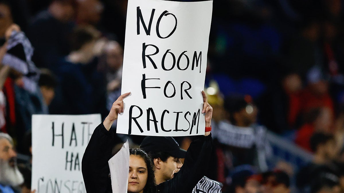 RBNY supporters protest