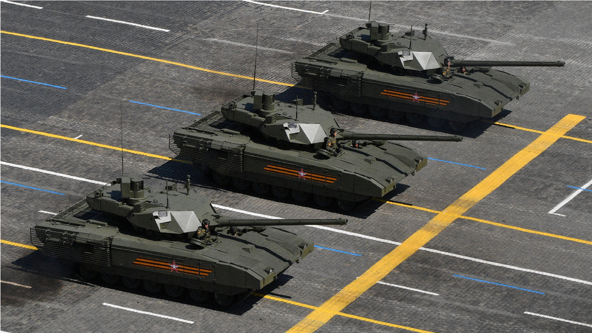Russian tanks in formation in Moscow