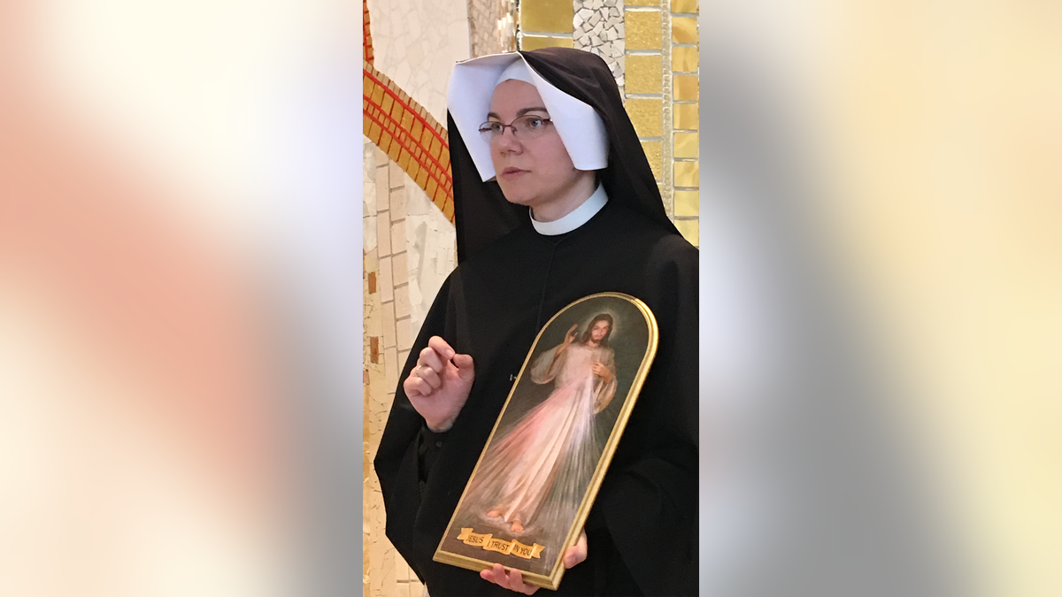 Nun sister habit Jesus