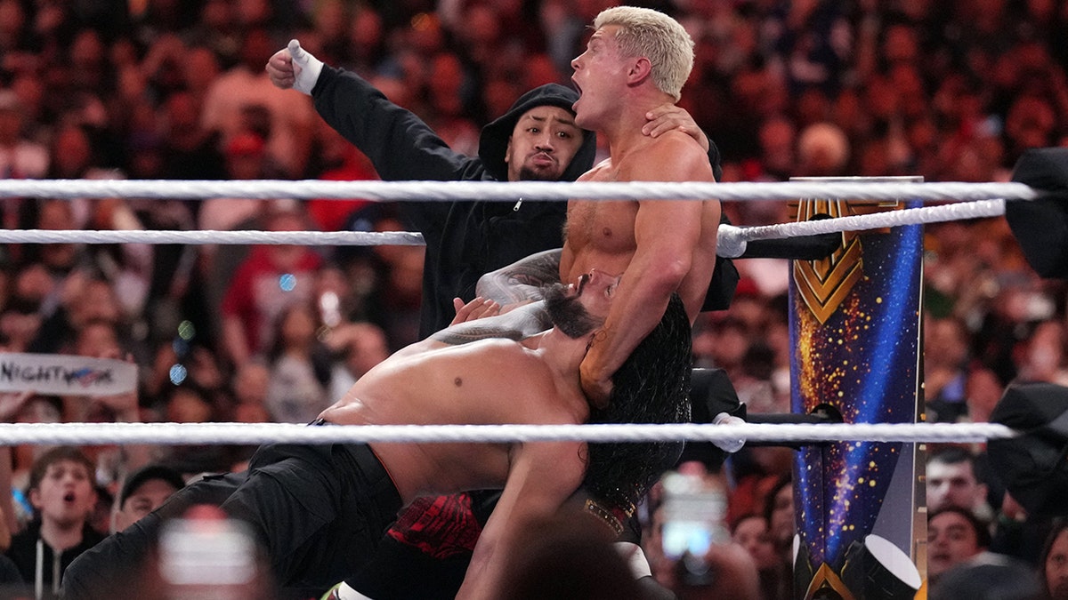 How WWE should book Roman Reigns and Cody Rhodes post-WrestleMania 39