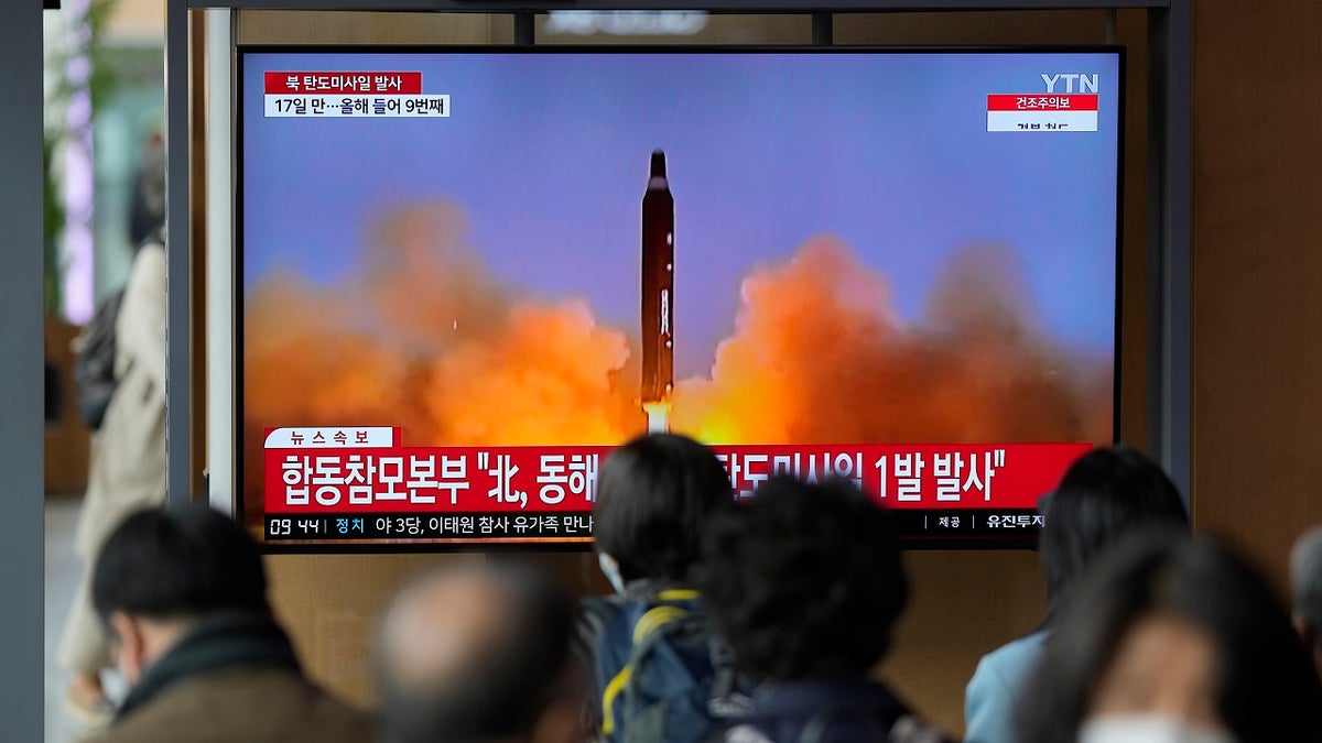 North Korea missile launch TV coverage in South Korea