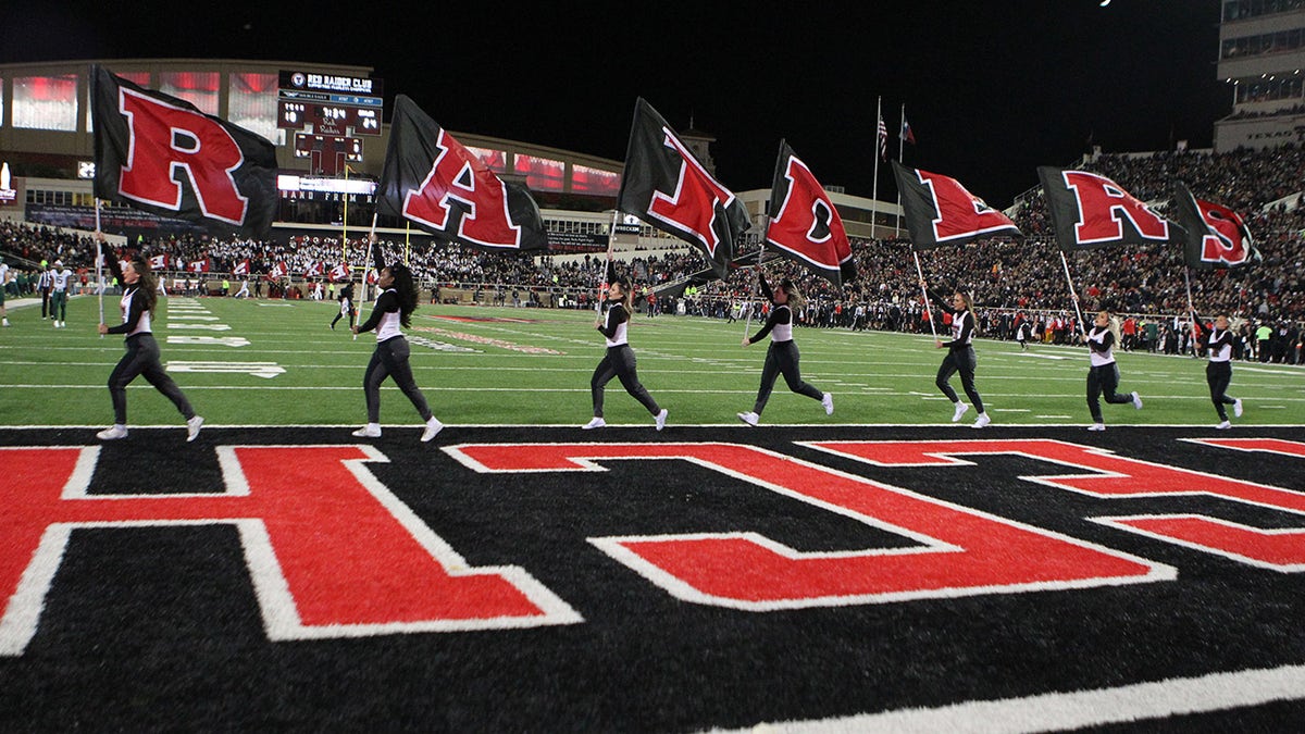 TTU cheerleaders