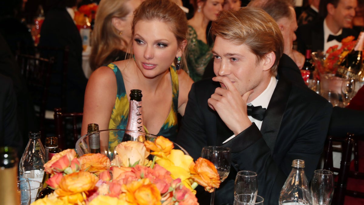 Taylor Swift and Joe Alwyn at the Golden Globes