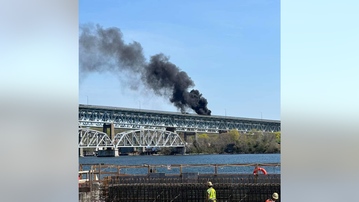 Connecticut bridge fire